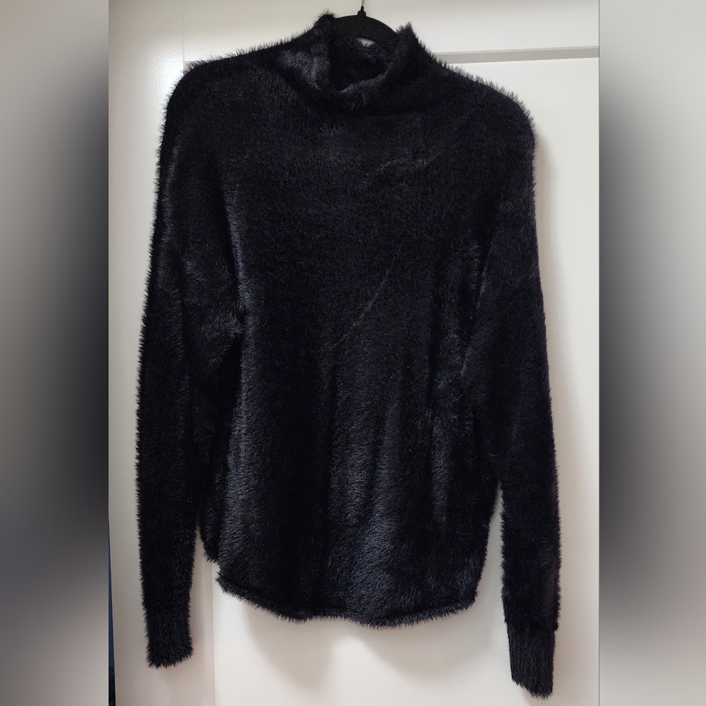 Bella Dahl feather yarn (fuzzy) mock turtleneck sweater, black, size S